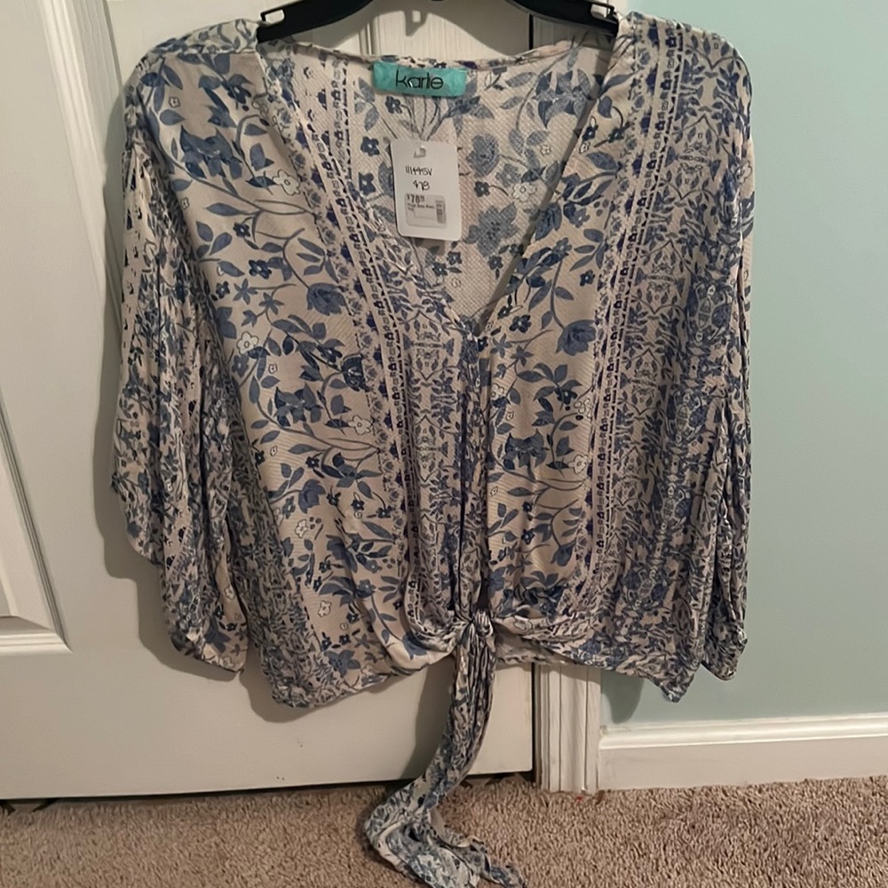 Tie front top!